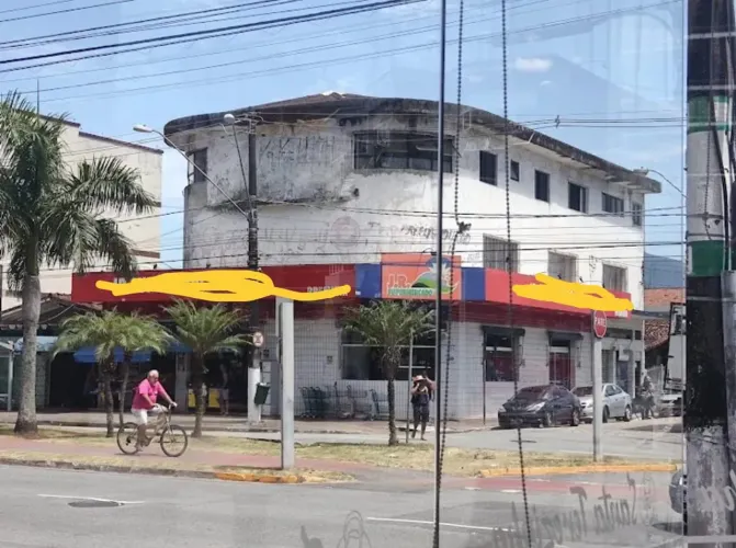 Loja comercial na Avenida Presidente Kennedy 5846 - Vila Tupy