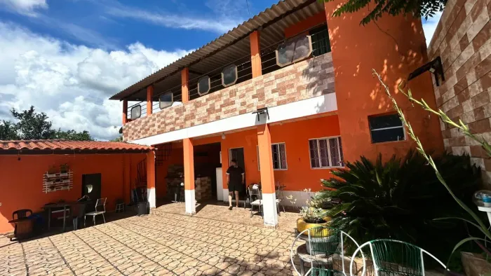 Casa em Vianópolis com Porteira Fechada 