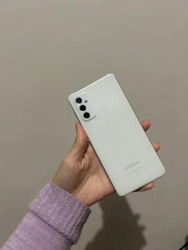 Samsung M52