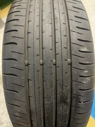Pneus 225/50/18 Dunlop em excelente estado