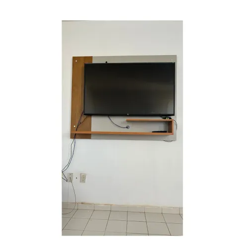 Vendo ,painel para tv , está em perfeito estado.
