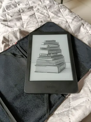 Vendo Kindle 11° geração 16 Gb