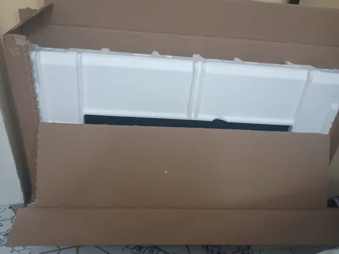 Vendo ou troco tv Samsung 4k 50 polegadas, com as LEDs queimadas aceito oferta! *