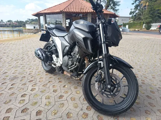 Fazer FZ25 2022 - Pegar e Andar - Pouco Rodada