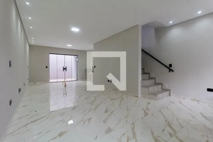 Casa à Venda - Vila Carrão, 3 Quartos, 122 m2