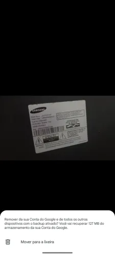 Tv com defeito e sem controle remoto 60,00