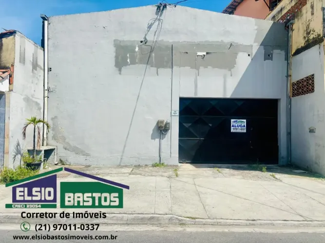 Imóvel para aluguel possui 180 metros quadrados em Campo Grande - Rio de Janeiro - RJ