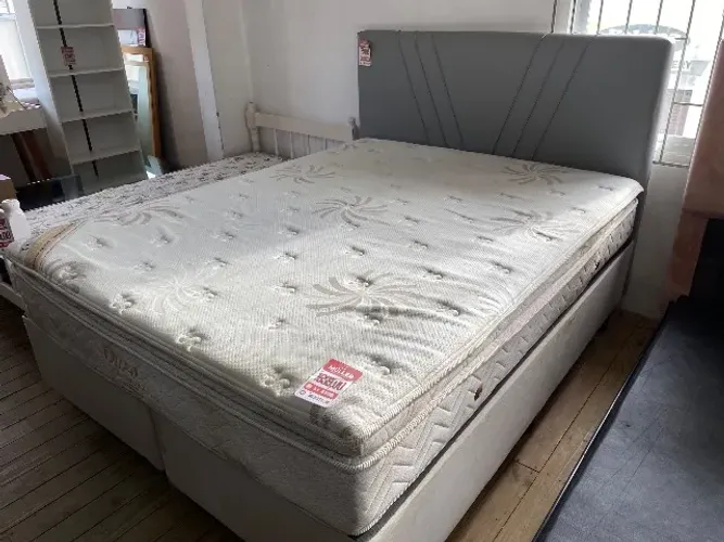 Cama box Queen Ortobom