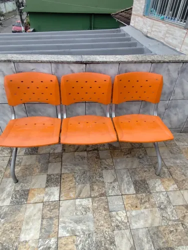 Trio de cadeiras