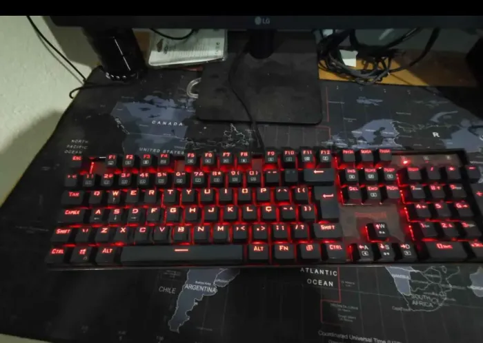 Teclado Gamer Mecânico Redragon