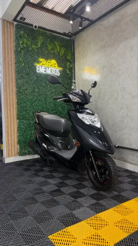 Lindy 125 2019 baixo km