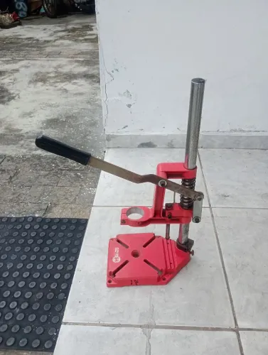 Suporte para furadeira de bancada