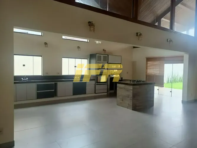 Casa Térrea à venda, 334 M² área construída, terreno de 810 m², no Condomínio Eldorado, Tr