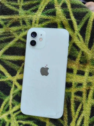 iPhone 12 64GB