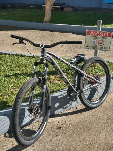 Vendo bicicleta show Du grau