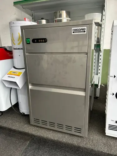 Máquina de gelo 50kg