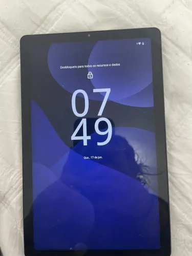 Tablet Lenovo Tab TB311FU 64GB, 4GB RAM, Tela 10.1 na cor Cinza Bateria 5.100 mAh