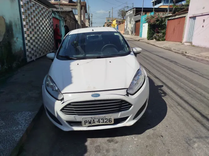 Ford Fiesta 1.5 16V Flex Mec. 5P 2015