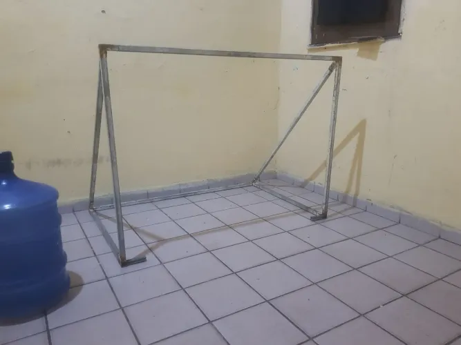 Trave de gol desmontável - defeito 
