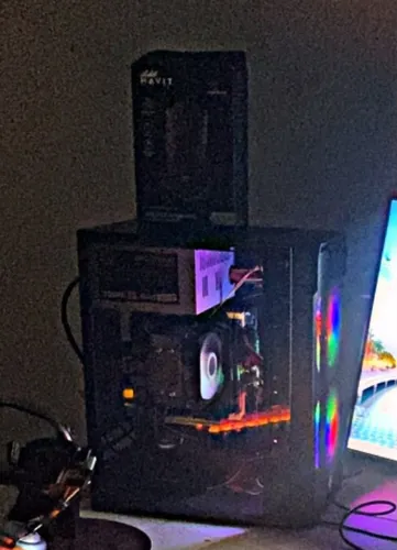 Vendo PC COMPLETO PRA SAIR LOGO
