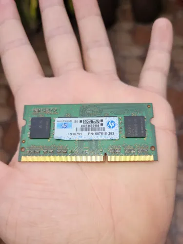 Memória RAM 4GB DDR3L (Notebook)