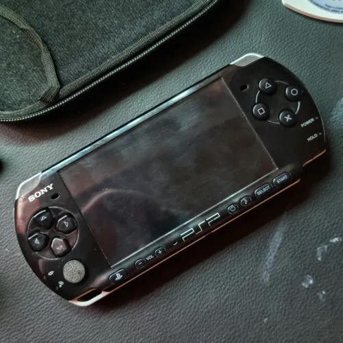 PSP 3001 - COM DEFEITO - ACEITO OFERTAS E TROCAS