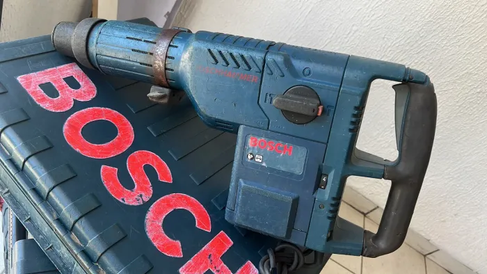 Vendo martelete BOSCH 11kg original modelo novo barato 