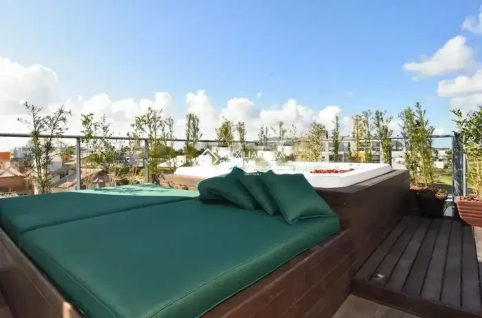 Cobertura no Campeche  119m², Jacuzzi e Vista Livre para o Mar