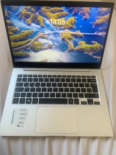 Galaxy book go