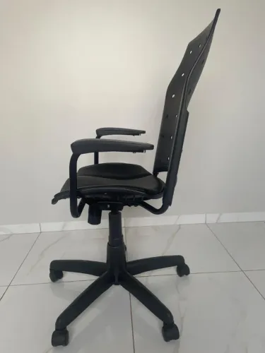 Cadeira giratória
