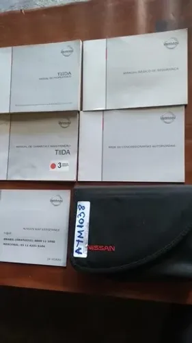 Manual proprietário Nissan Tiida