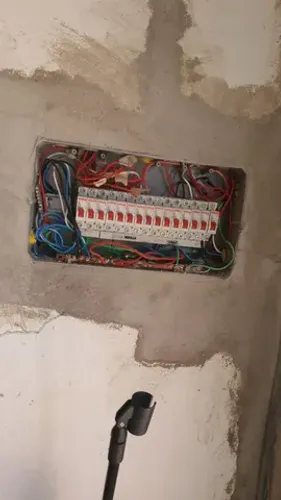 Eletricista residencial e predial