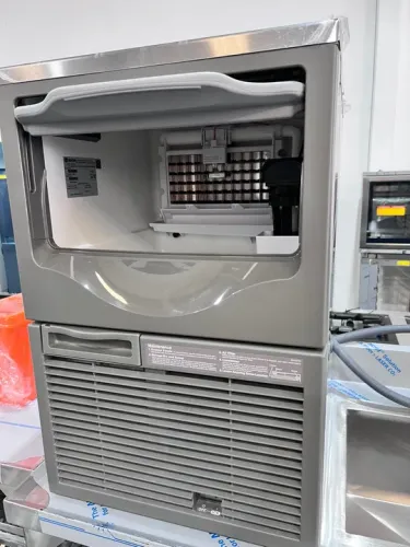 Máquina de gelo 41kg/dia - Macom - nova pronta entrega