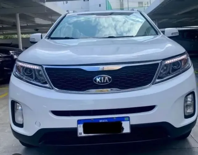 sucata sorento 2015..