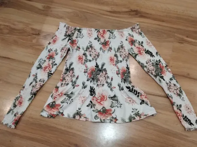 blusa cropped franzida florida.