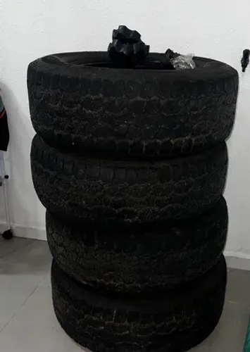 Pneus aro 17