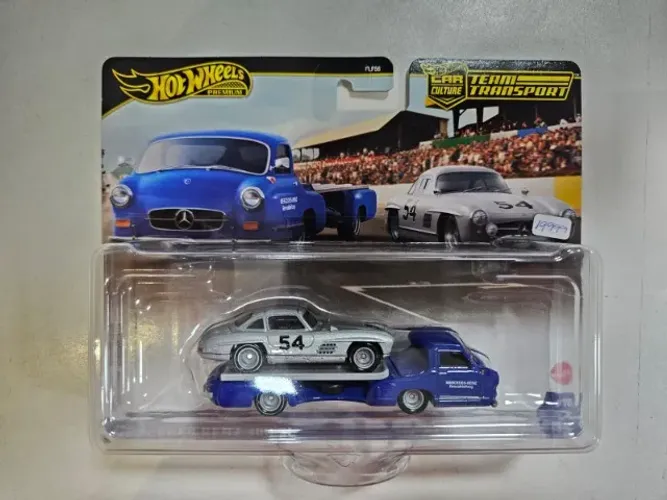 Hotwheels premium - Mercedes-Benz