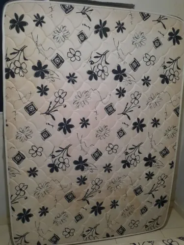 Colchão Casal com Estampa Floral