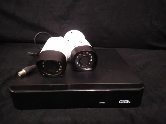 Kit de Segurança com 2 Câmeras e DVR