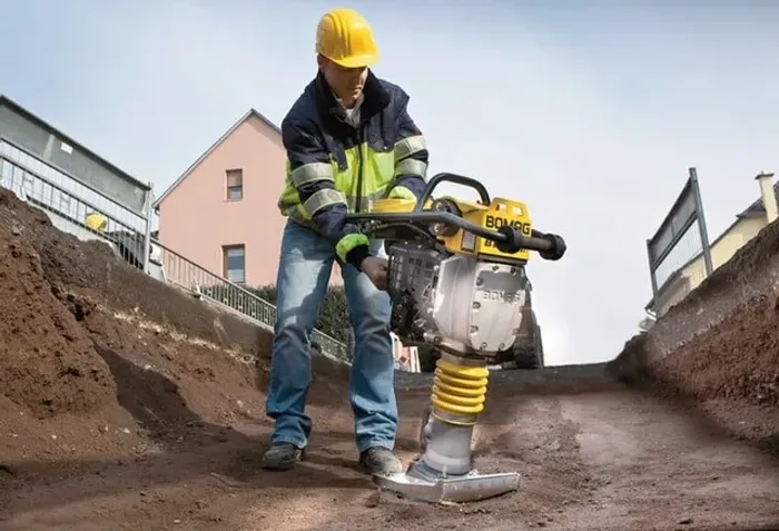 aluguel de compactador de solo sapinho