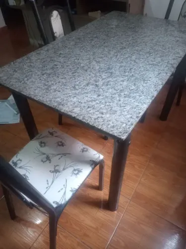 Mesa de Jantar em Granito