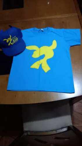 Kit Camiseta Luccas Neto + boné