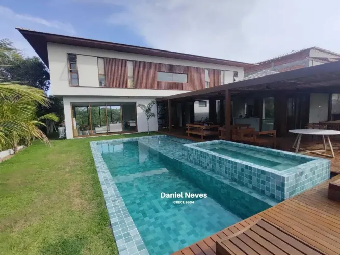 Casa em condomínio à VENDA, Praia do Forte - BA. 5/4 sendo 4 suítes Sala ampla Gourmet Pis