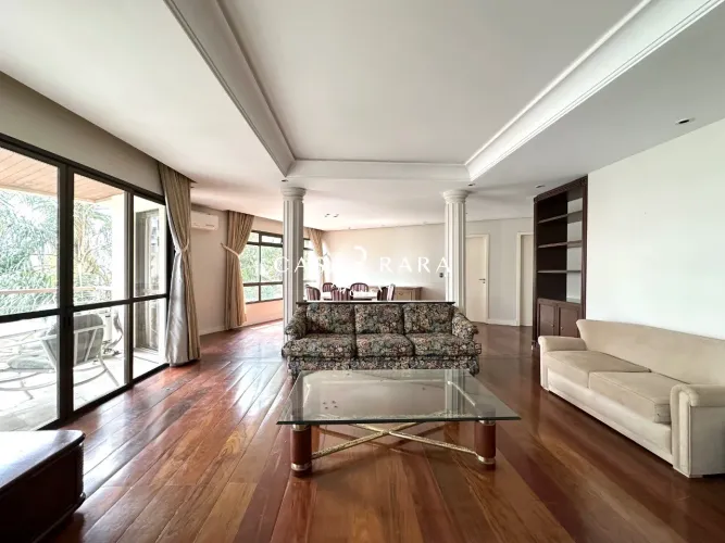 Apartamento 5 dormitórios (2 suítes) e 2 vagas com hobby box - Agronômica