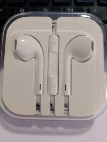 Fone de Ouvido -Apple - NOVO - P2