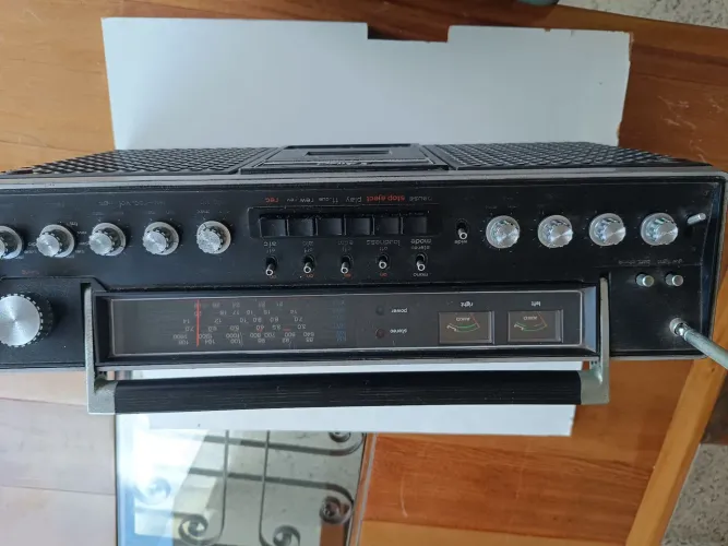 Rádio Gravador AIKO Portátil Vintage (LEIA ANÚNCIO)