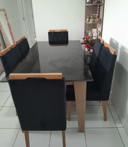 Mesa de Jantar 6 cadeiras nova