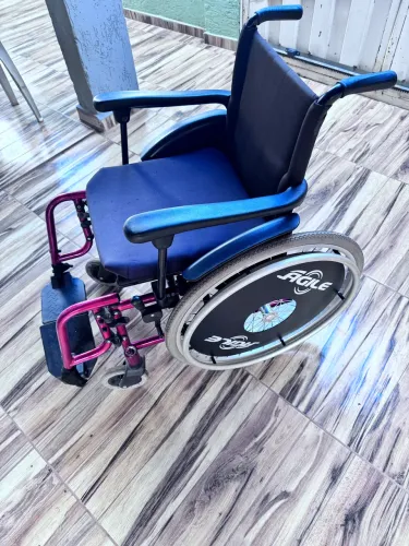 Cadeira de rodas agile jaguaribe  