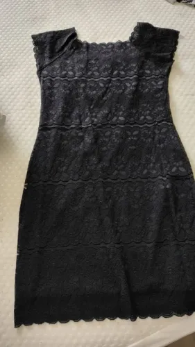 Vestido de renda preto