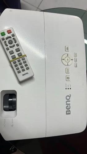 Projetor BenQ MS531 SVGA 3300 ANSI Lumens DLP Zoom 1.2x - Bivolt